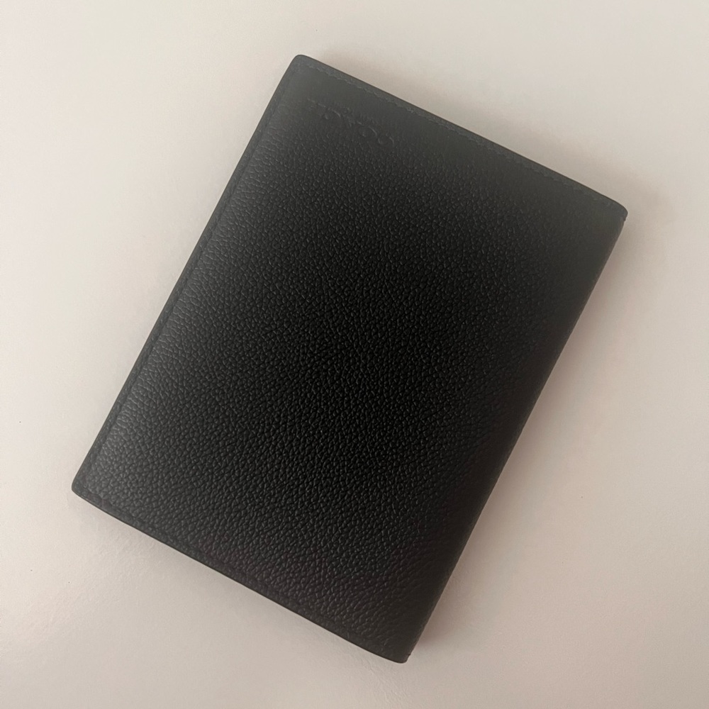 COACH Passport Case with card slots - Picture 10 of 15
